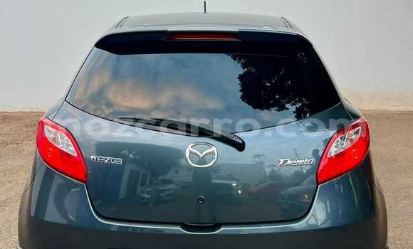 Comprar Usado Mazda Demio Azul Carro em Maputo em Maputo Comprar Usado Mazda Demio Azul Carro em Maputo em Maputo