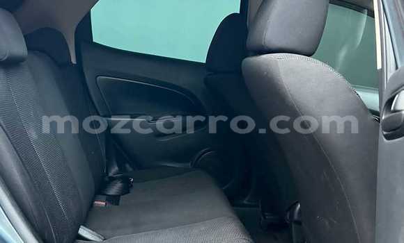 Comprar Usado Mazda Demio Azul Carro em Maputo em Maputo Comprar Usado Mazda Demio Azul Carro em Maputo em Maputo