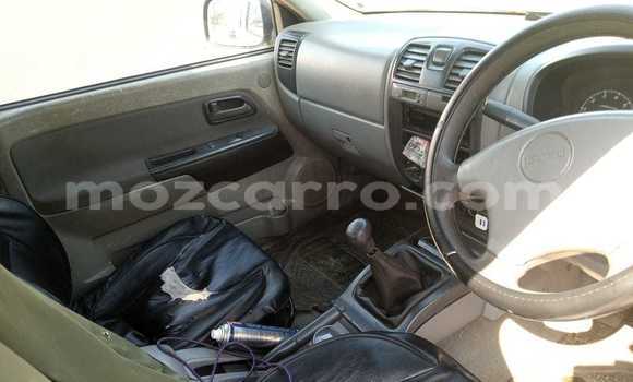 Comprar Usado Isuzu KB Branco Carro em Maputo em Maputo Comprar Usado Isuzu KB Branco Carro em Maputo em Maputo