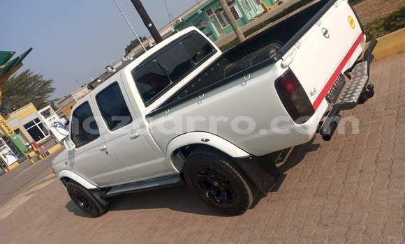 Buy Used Nissan Hardbody White Car in Maputo in Maputo Buy Used Nissan Hardbody White Car in Maputo in Maputo