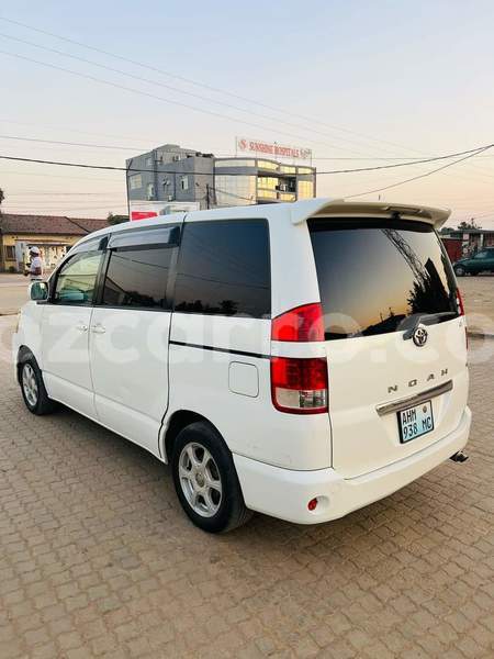 Big with watermark toyota noah maputo maputo 27358