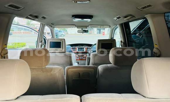 Tenga Tsaru Toyota Noah Chena Mota in Maputo in Maputo Tenga Tsaru Toyota Noah Chena Mota in Maputo in Maputo