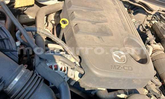 Comprar Usado Mazda BT-50 Branco Carro em Maputo em Maputo Comprar Usado Mazda BT-50 Branco Carro em Maputo em Maputo