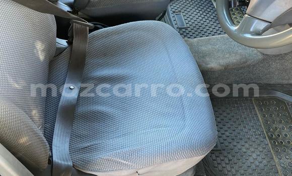 Comprar Usado Toyota FunCargo Azul Carro em Maputo em Maputo Comprar Usado Toyota FunCargo Azul Carro em Maputo em Maputo