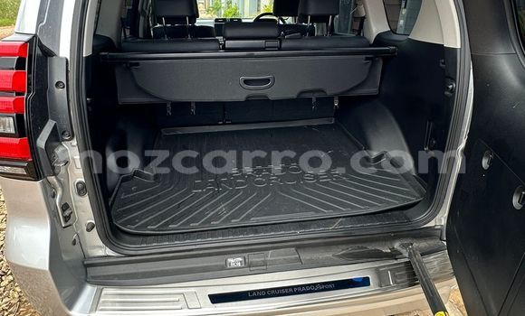Comprar Usado Toyota Land Cruiser Prado De outros Carro em Maputo em Maputo Comprar Usado Toyota Land Cruiser Prado De outros Carro em Maputo em Maputo