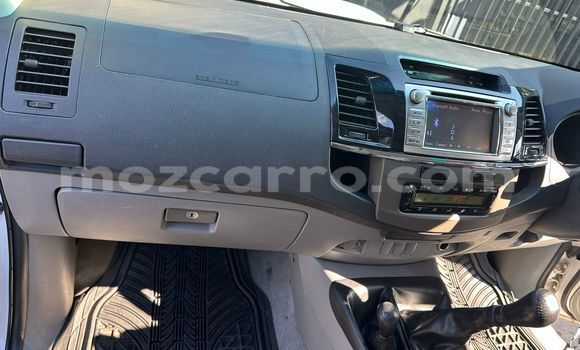 Tenga Tsaru Toyota Hilux Chena Mota in Maputo in Maputo Tenga Tsaru Toyota Hilux Chena Mota in Maputo in Maputo