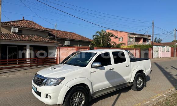 Tenga Tsaru Toyota Hilux Chena Mota in Maputo in Maputo Tenga Tsaru Toyota Hilux Chena Mota in Maputo in Maputo