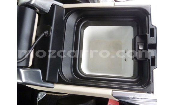 Nunua Imported Land Rover Range Rover Nyingine Gari ndani ya Import - Dubai nchini Cabo Delgado Nunua Imported Land Rover Range Rover Nyingine Gari ndani ya Import - Dubai nchini Cabo Delgado