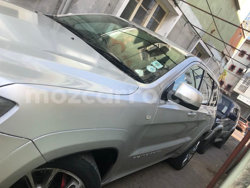 Big with watermark jeep grand cherokee maputo maputo 27399