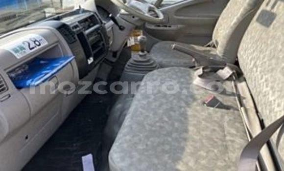 Comprar Novo Hino Ranger Branco Caminhão em Maputo em Maputo Comprar Novo Hino Ranger Branco Caminhão em Maputo em Maputo