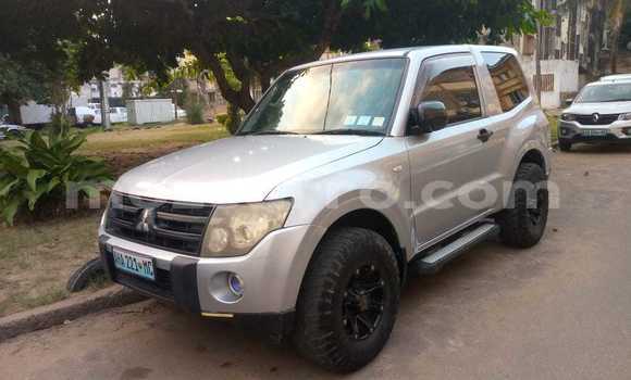 Comprar Usado Mitsubishi Pajero Prata Carro em Maputo em Maputo