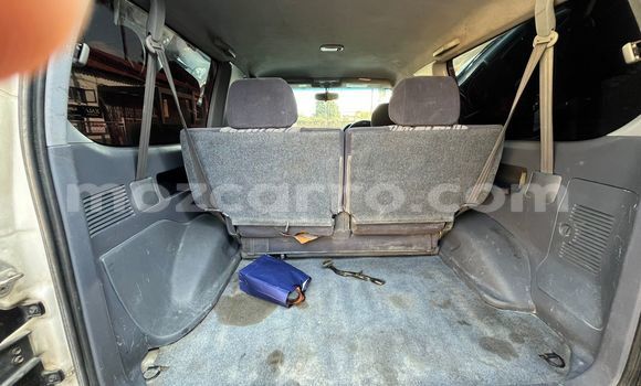 Comprar Usado Toyota Land Cruiser Prado Branco Carro em Maputo em Maputo Comprar Usado Toyota Land Cruiser Prado Branco Carro em Maputo em Maputo