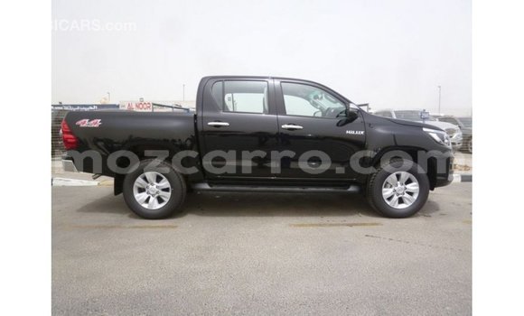 Nunua Imported Toyota Hilux Nyeusi Gari ndani ya Import - Dubai nchini Cabo Delgado Nunua Imported Toyota Hilux Nyeusi Gari ndani ya Import - Dubai nchini Cabo Delgado