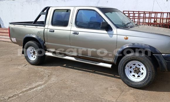 Comprar Usado Nissan Hardbody De outros Carro em Maputo em Maputo Comprar Usado Nissan Hardbody De outros Carro em Maputo em Maputo
