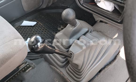 Comprar Usado Nissan Hardbody De outros Carro em Maputo em Maputo Comprar Usado Nissan Hardbody De outros Carro em Maputo em Maputo