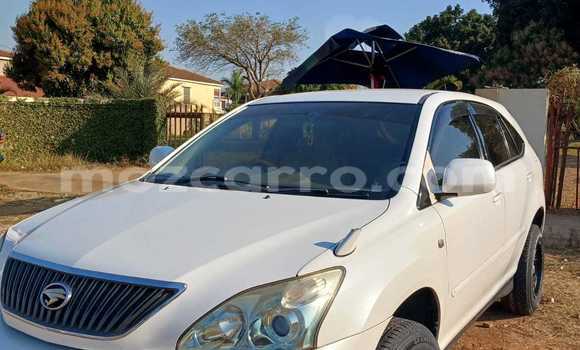 Comprar Usado Toyota Harrier Branco Carro em Maputo em Maputo Comprar Usado Toyota Harrier Branco Carro em Maputo em Maputo