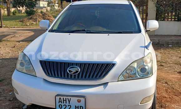 Comprar Usado Toyota Harrier Branco Carro em Maputo em Maputo Comprar Usado Toyota Harrier Branco Carro em Maputo em Maputo