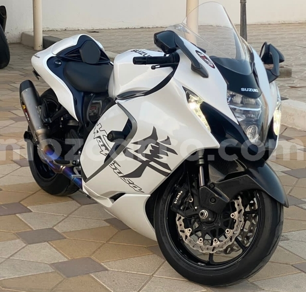 Big with watermark suzuki hayabusa maputo maputo 27439