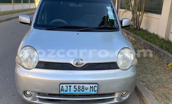 Nunua Ilio tumika Toyota Sienta Nyingine Gari ndani ya Maputo nchini Maputo
