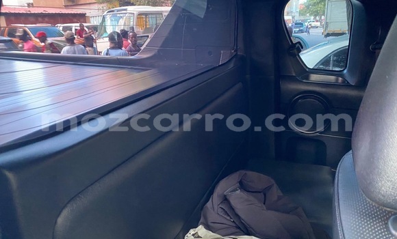 Comprar Usado Toyota Hiluxe Revo De outros Carro em Moçambique em Nampula Comprar Usado Toyota Hiluxe Revo De outros Carro em Moçambique em Nampula