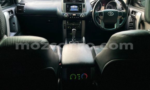 Nunua Ilio tumika Toyota Prado Nyeupe Gari ndani ya Maputo nchini Maputo Nunua Ilio tumika Toyota Prado Nyeupe Gari ndani ya Maputo nchini Maputo