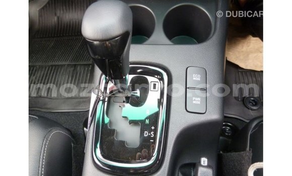 Nunua Imported Toyota Hilux Nyeupe Gari ndani ya Import - Dubai nchini Cabo Delgado Nunua Imported Toyota Hilux Nyeupe Gari ndani ya Import - Dubai nchini Cabo Delgado