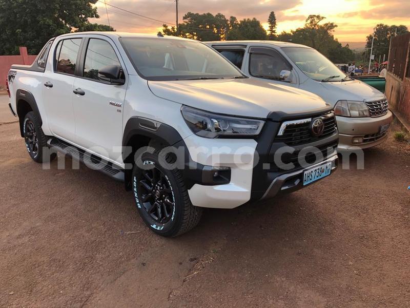 Big with watermark toyota hilux maputo maputo 27477