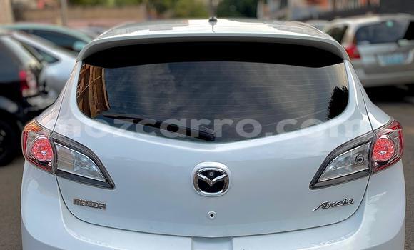 Tenga Tsaru Mazda Axela Chena Mota in Maputo in Maputo Tenga Tsaru Mazda Axela Chena Mota in Maputo in Maputo