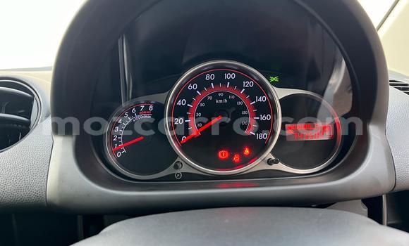 Nunua Ilio tumika Mazda Demio Nyeupe Gari ndani ya Maputo nchini Maputo Nunua Ilio tumika Mazda Demio Nyeupe Gari ndani ya Maputo nchini Maputo