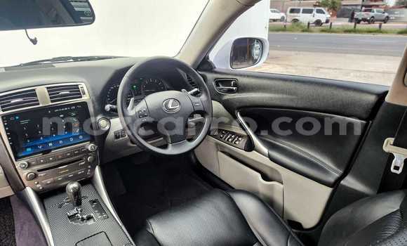 Nunua Ilio tumika Lexus IS Nyeupe Gari ndani ya Maputo nchini Maputo Nunua Ilio tumika Lexus IS Nyeupe Gari ndani ya Maputo nchini Maputo