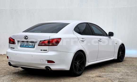 Nunua Ilio tumika Lexus IS Nyeupe Gari ndani ya Maputo nchini Maputo Nunua Ilio tumika Lexus IS Nyeupe Gari ndani ya Maputo nchini Maputo