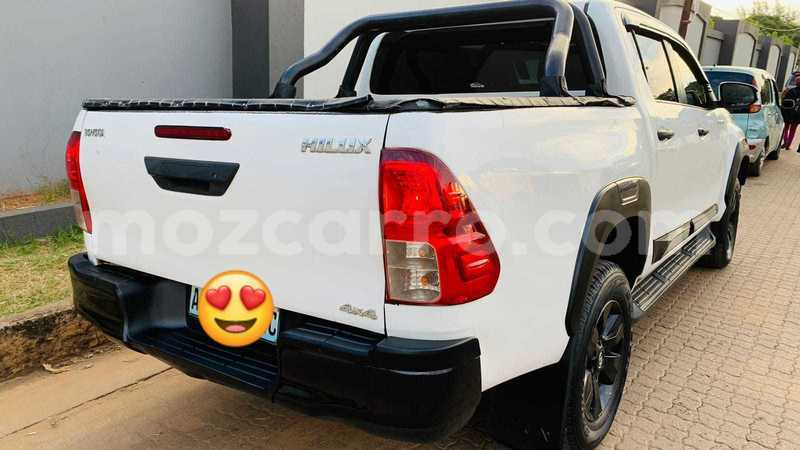 Big with watermark toyota hilux maputo maputo 27501