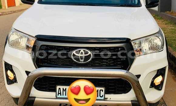 Buy Used Toyota Hilux White Car in Maputo in Maputo Buy Used Toyota Hilux White Car in Maputo in Maputo