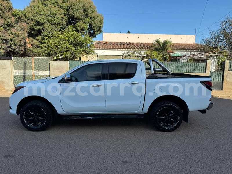 Big with watermark mazda bt 50 maputo maputo 27502