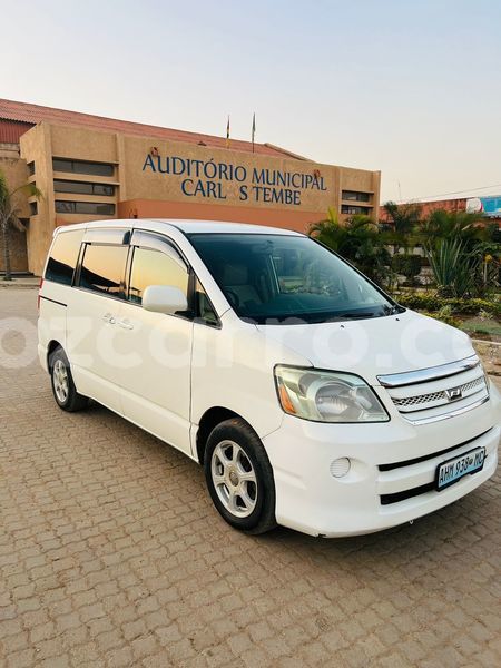 Big with watermark toyota noah maputo maputo 27509