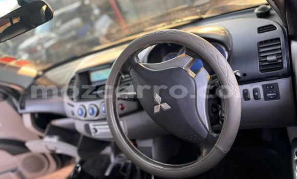 Nunua Ilio tumika Mitsubishi L200 Fedha Gari ndani ya Maputo nchini Maputo Nunua Ilio tumika Mitsubishi L200 Fedha Gari ndani ya Maputo nchini Maputo