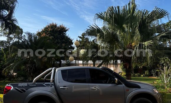 Nunua Ilio tumika Mitsubishi L200 Fedha Gari ndani ya Maputo nchini Maputo Nunua Ilio tumika Mitsubishi L200 Fedha Gari ndani ya Maputo nchini Maputo