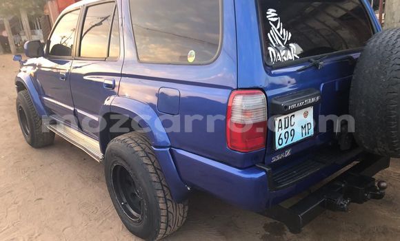 Nunua Ilio tumika Toyota Hilux Surf Bluu Gari ndani ya Maputo nchini Maputo Nunua Ilio tumika Toyota Hilux Surf Bluu Gari ndani ya Maputo nchini Maputo