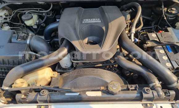 Buy Used Isuzu D-MAX White Car in Maputo in Maputo Buy Used Isuzu D-MAX White Car in Maputo in Maputo