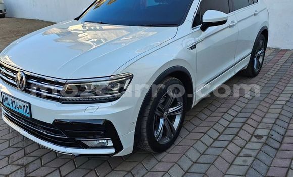 Buy New Volkswagen Tiguan White Car in Maputo in Maputo Buy New Volkswagen Tiguan White Car in Maputo in Maputo