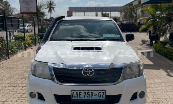 Tenga Tsaru Toyota Hilux Chena Mota in Maputo in Maputo Tenga Tsaru Toyota Hilux Chena Mota in Maputo in Maputo