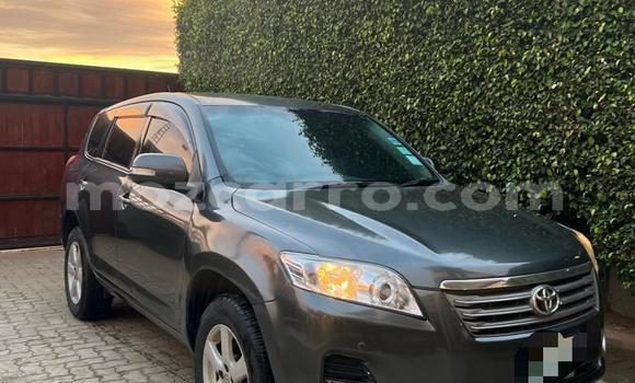 Comprar Usado Toyota Vanguard Prata Carro em Maputo em Maputo Comprar Usado Toyota Vanguard Prata Carro em Maputo em Maputo
