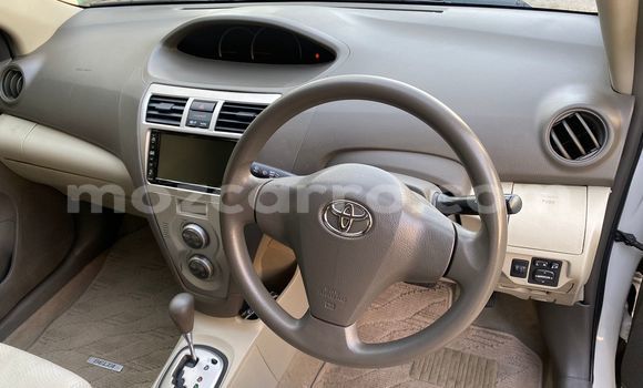 Nunua Ilio tumika Toyota Belta Nyeupe Gari ndani ya Maputo nchini Maputo Nunua Ilio tumika Toyota Belta Nyeupe Gari ndani ya Maputo nchini Maputo
