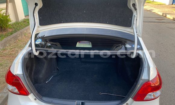 Nunua Ilio tumika Toyota Belta Nyeupe Gari ndani ya Maputo nchini Maputo Nunua Ilio tumika Toyota Belta Nyeupe Gari ndani ya Maputo nchini Maputo