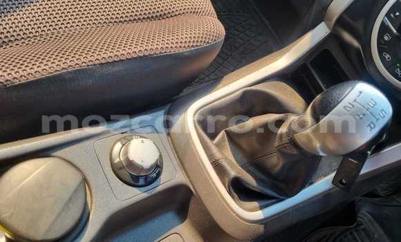 Nunua Ilio tumika Isuzu D-MAX Nyeupe Gari ndani ya Maputo nchini Maputo Nunua Ilio tumika Isuzu D-MAX Nyeupe Gari ndani ya Maputo nchini Maputo