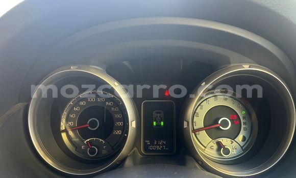 Nunua Ilio tumika Mitsubishi Pajero Fedha Gari ndani ya Maputo nchini Maputo Nunua Ilio tumika Mitsubishi Pajero Fedha Gari ndani ya Maputo nchini Maputo