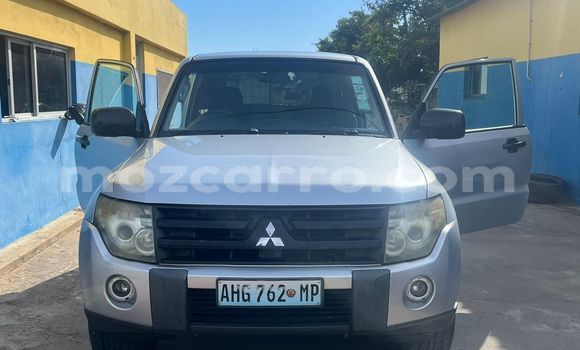 Nunua Ilio tumika Mitsubishi Pajero Fedha Gari ndani ya Maputo nchini Maputo Nunua Ilio tumika Mitsubishi Pajero Fedha Gari ndani ya Maputo nchini Maputo