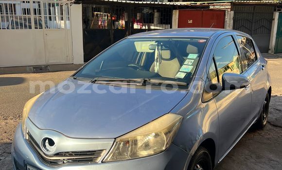 Buy Used Toyota Vitz Blue Car in Maputo in Maputo