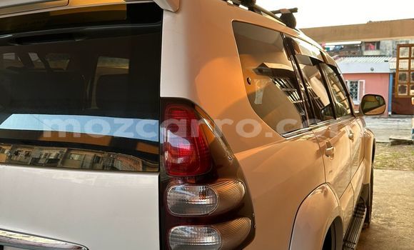 Comprar Usado Toyota Prado Branco Carro em Maputo em Maputo Comprar Usado Toyota Prado Branco Carro em Maputo em Maputo