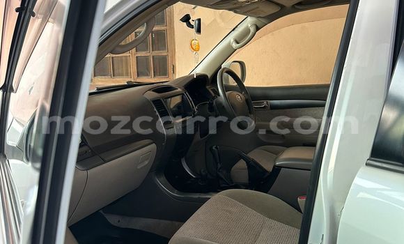 Comprar Usado Toyota Prado Branco Carro em Maputo em Maputo Comprar Usado Toyota Prado Branco Carro em Maputo em Maputo